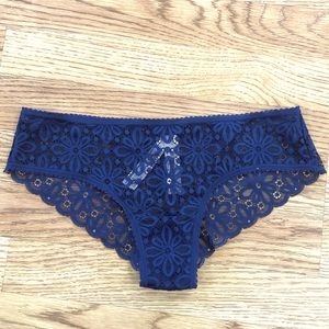 Victoria’s Secret All Over Floral Lace Cheeky Panty NWT Small